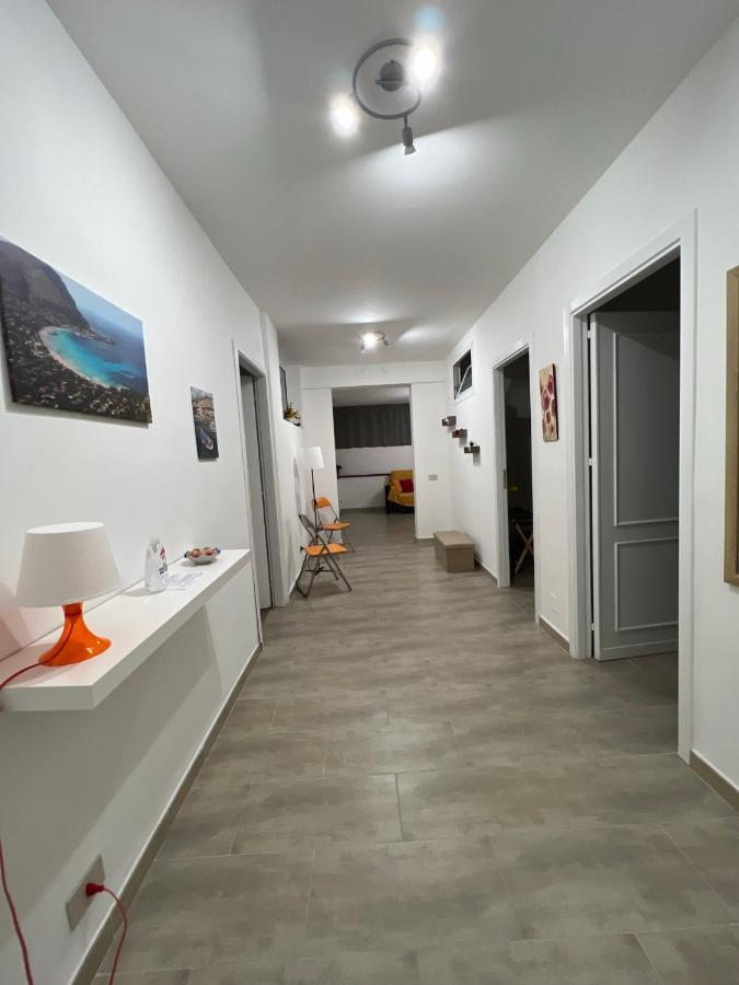 Trentuno Mondello Apartments Eksteriør billede